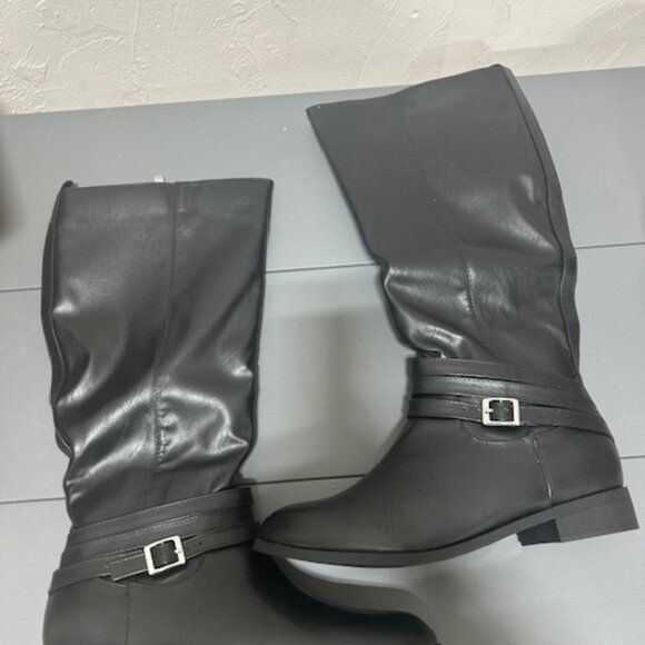 Journee Collection Riding Boots - Picture 2 of 3